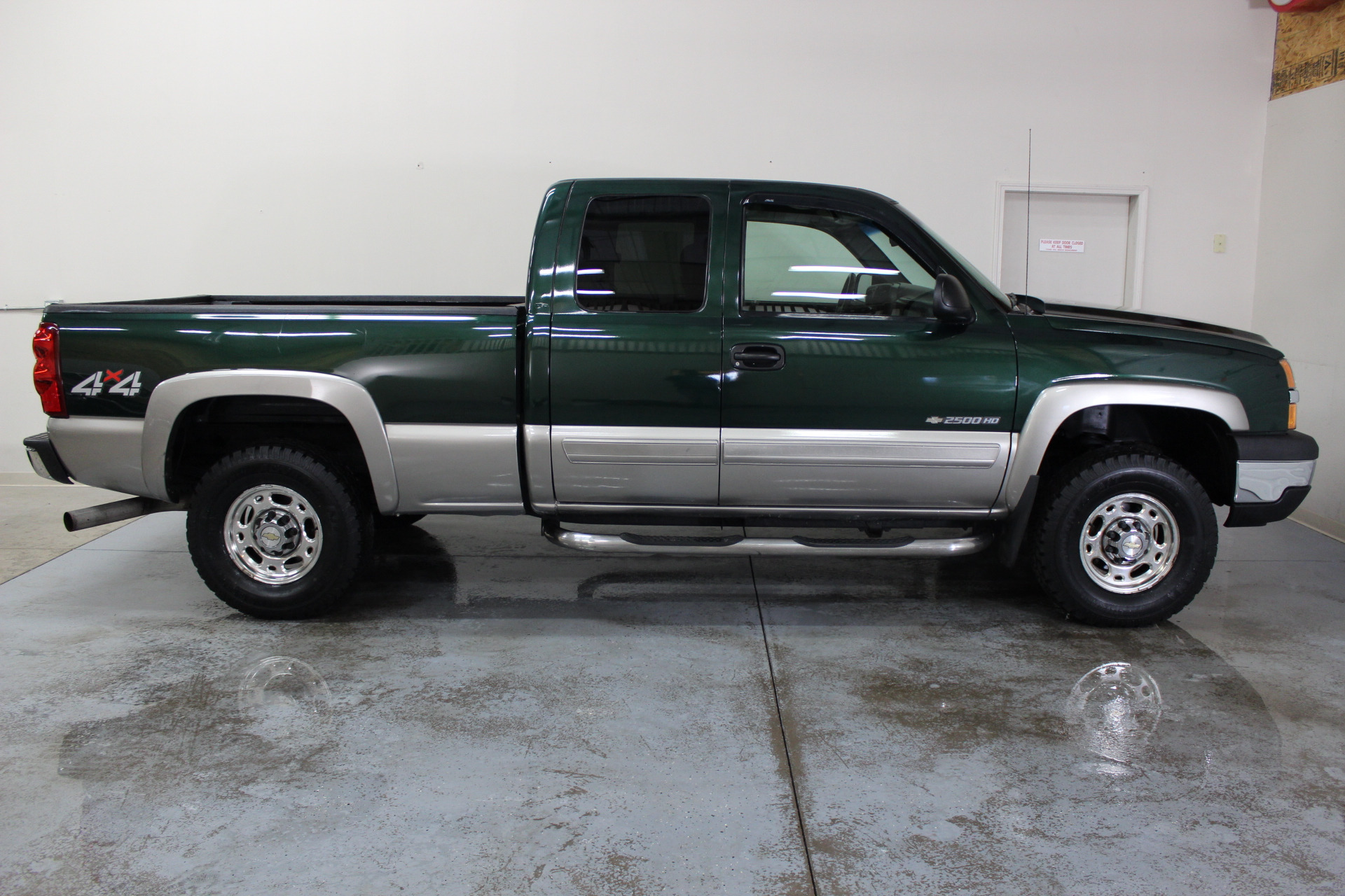 2003 Chevrolet Silverado 2500 LS