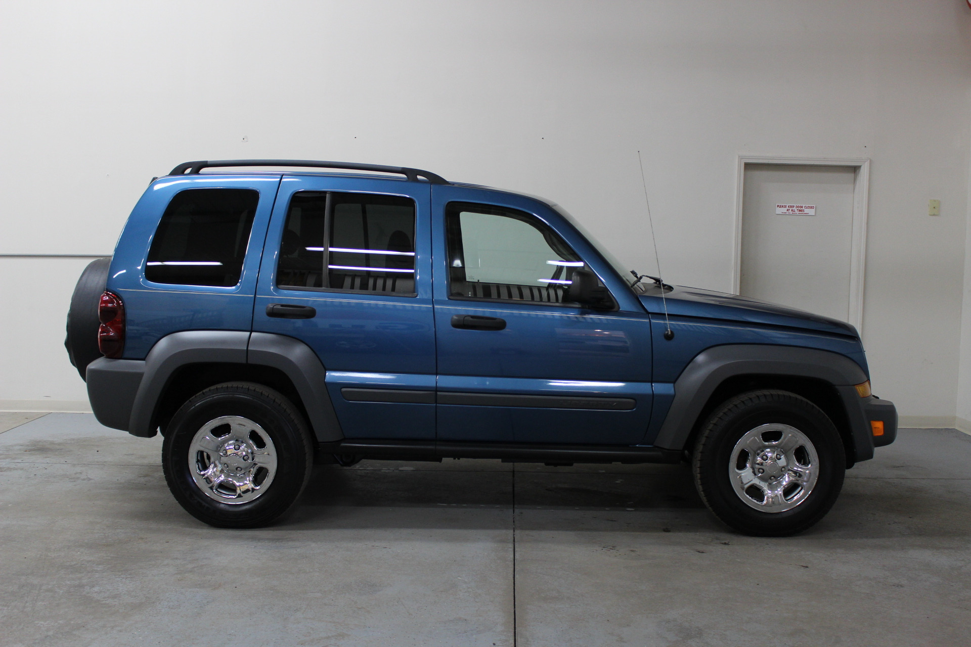 2005 Jeep Liberty Sport - Biscayne Auto Sales | Pre-owned Dealership ...