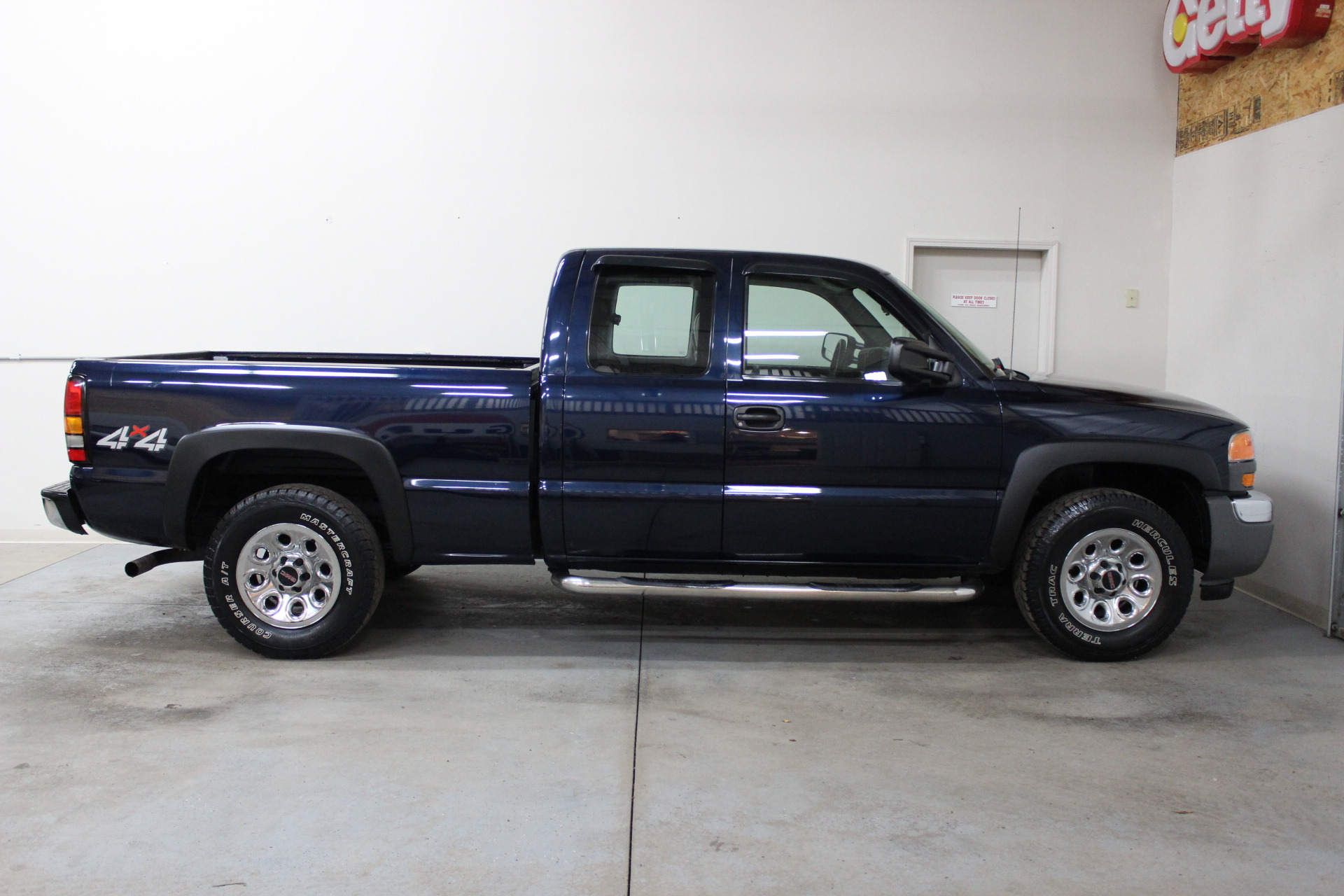 2005 GMC Sierra 1500 Work Truck