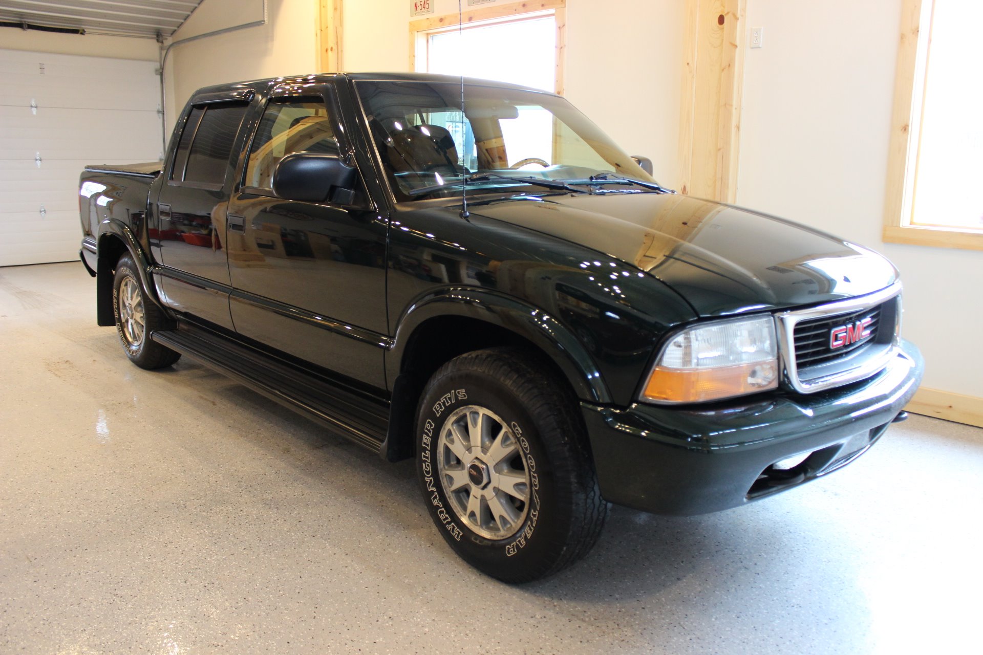 2003 Gmc Sonoma Sls Biscayne Auto Sales Pre Owned Dealership Ontario Ny