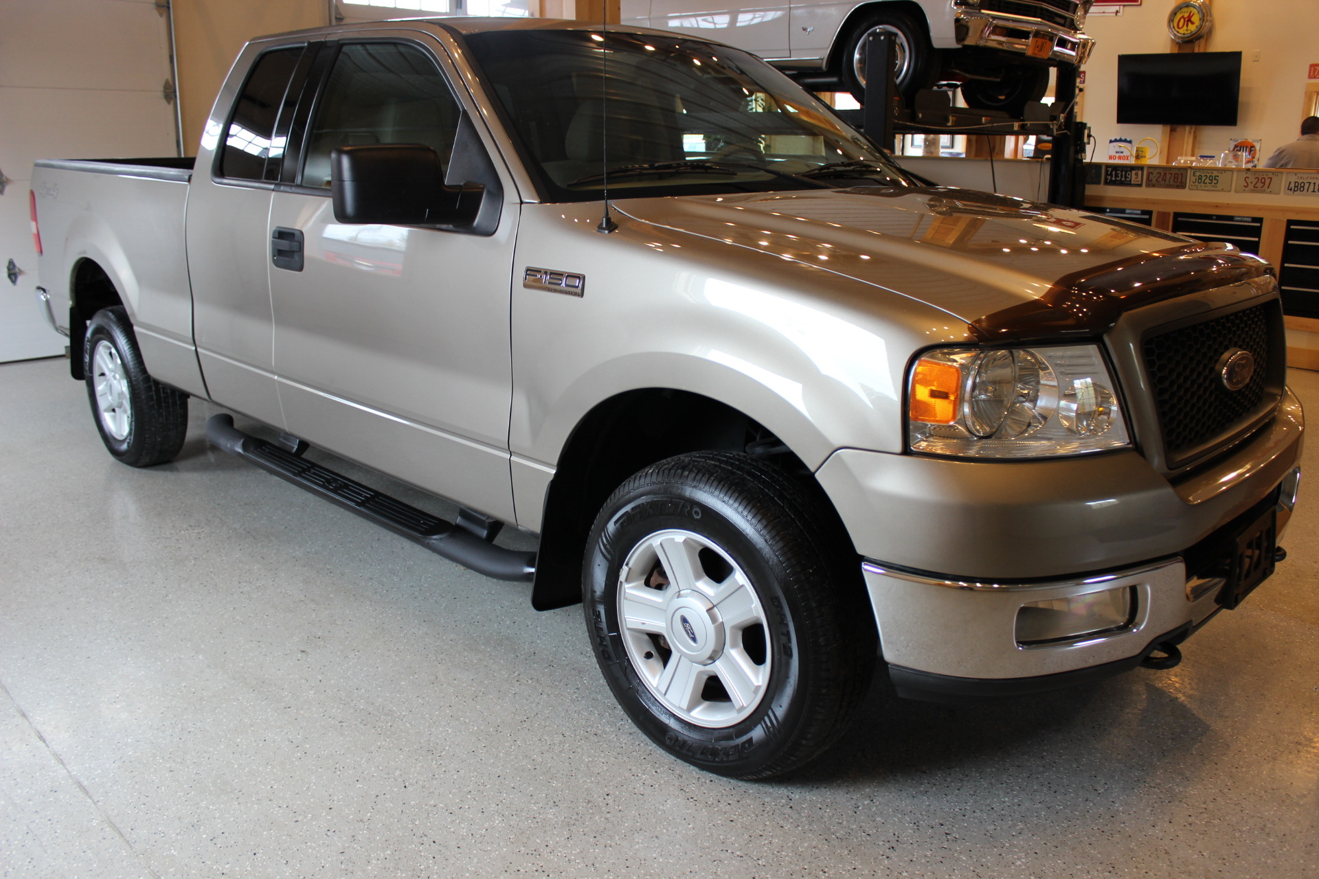 2004 Ford F-150 XLT